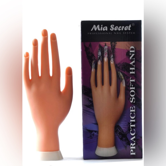 Practice soft hand, by Mia Secret - Picture 6 of 6